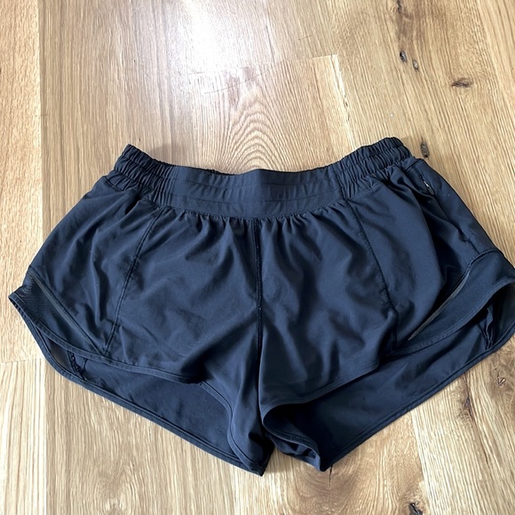 lululemon athletica Pants - Black Lululemon hottie hot shorts lined (2.5”)